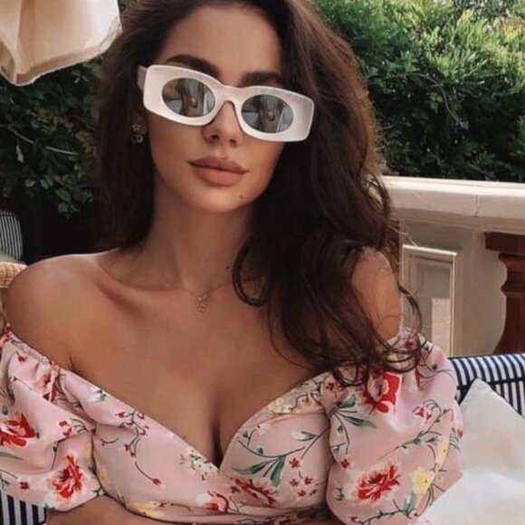 Loewe LW40033I 05X Sunglasses Pearlescent Rectangle Frame, Grey Mirror Lenses - Picture 3 of 12